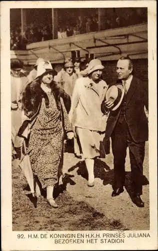 Ak Amsterdam Nordholland, Olympische Spiele 1928, Königin Wilhelmina, Juliana, Besuch im Stadion