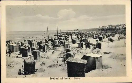 Ak Ostseebad Ahlbeck Heringsdorf auf Usedom, Strandbild, Strandkörbe