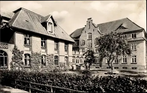 Ak Ludwigslust in Mecklenburg, Stift Betlehem, Lutherhaus