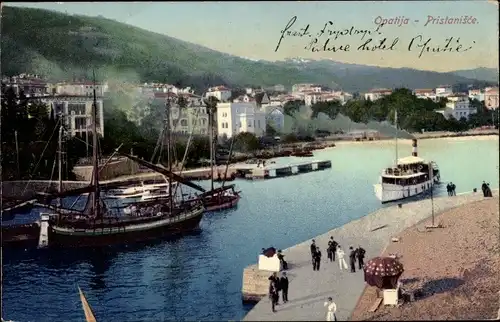 Ak Opatija Abbazia Kroatien, Pristanisce, Dampfer im Hafen, Blick auf den Ort