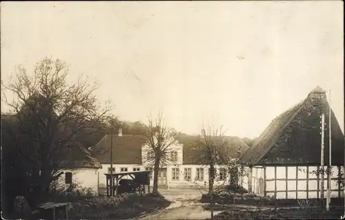 Foto Ak Vejlby Harboøre Dänemark, Blick auf einen Bauernhof, Gutshof