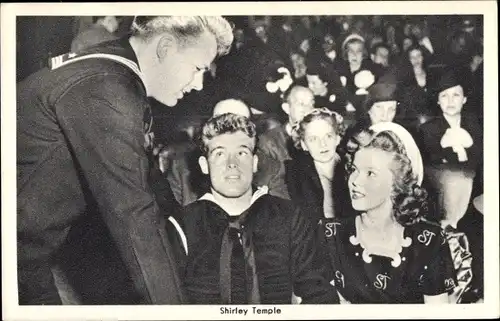 Ak Schauspielerin Shirley Temple, Portrait mit Matrosen