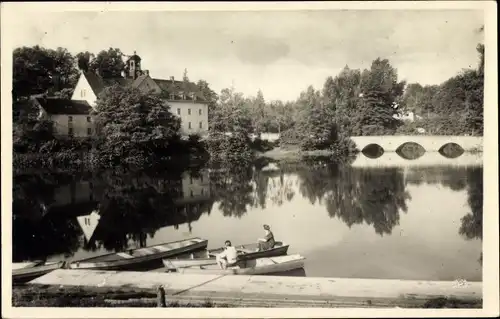 Ak Grillenburg Tharandt Sachsen, Jagdschloss, Uferpartie, Boote