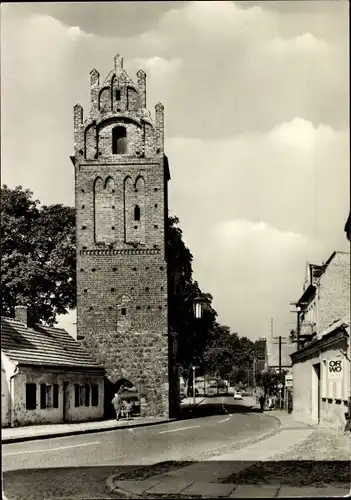 Ak Müncheberg in der Mark, Tor, Straßenansicht