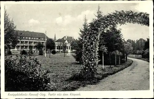 Ak Hennef an der Sieg, Kneippkurhaus, Kurpark