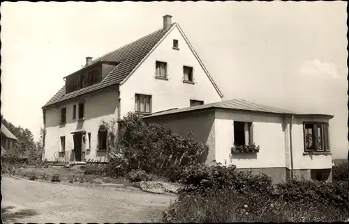 Ak Gebhardshain im Westerwald, Haus Waldfrieden, Evgl. Müttererholungsheim, Außenansicht