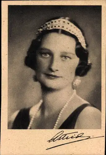 Ak Astrid von Schweden, Königin von Belgien, Portrait