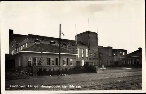 Ak Eindhoven Nordbrabant Niederlande, Mathildelaan, Ontspanningsgebouw