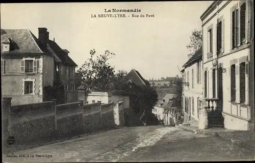 Ak La Neuve Lyre Eure, Rue du Pavé