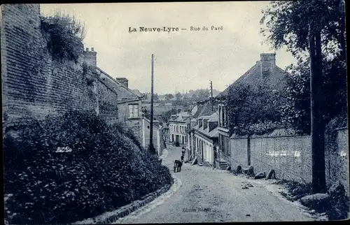 Ak La Neuve Lyre Eure, Rue du Pavé