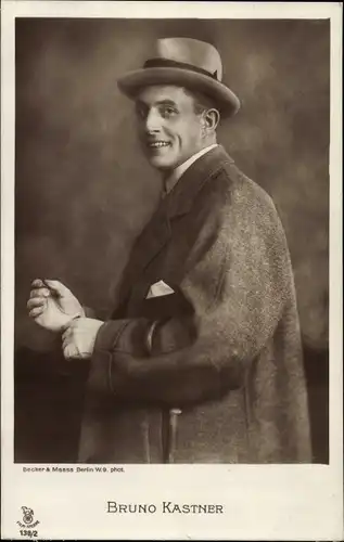 Ak Schauspieler Bruno Kastner, Portrait, Hut