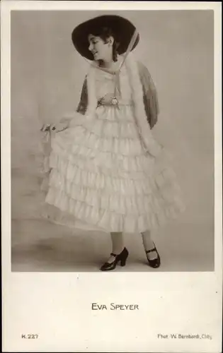 Ak Schauspielerin Eva Speyer, Portrait