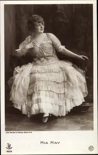 Ak Schauspielerin Mia May, Portrait