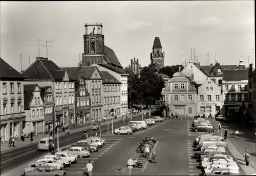 Ak Cottbus in der Niederlausitz, Altmarkt, Turm, Parkplatz