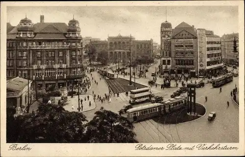 Ak Berlin Tiergarten, Potsdamer Platz mit Verkehrsturm, Straßenbahn, Bus