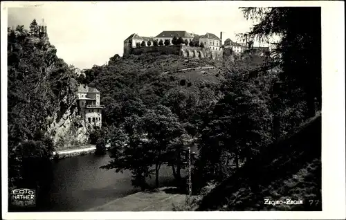 Ak Znojmo Znaim Südmähren, Flusspartie, Blick zur Burg