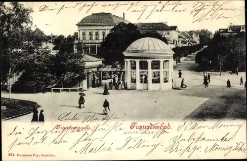 Ak Františkovy Lázně Franzensbad Reg. Karlsbad, Blick auf die Franzensquelle, Platz