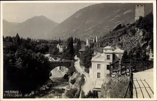 Ak Meran Merano Südtirol, Passegio Gilf., Teilansicht, Brücke