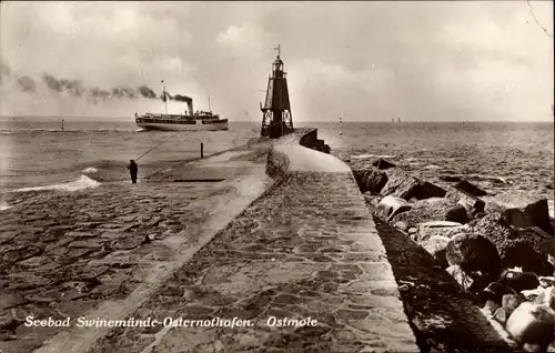Ak Chorzelin Osternothafen Świnoujście Swinemünde Pommern, Ostmole, Dampfer