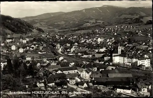 Ak Mürzzuschlag Steiermark, Panorama vom Ort