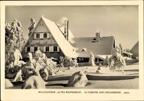 Ak Altenberg im Erzgebirge, Waldschänke Altes Raupennest im Winter