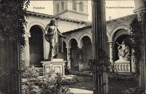 Ak Potsdam, Vorhof der Friedenskirche