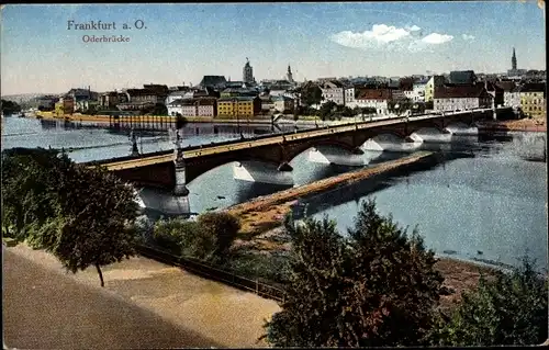 Ak Frankfurt an der Oder, Oderbrücke, Blick auf die Stadt