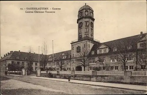 Ak Kaiserslautern Pfälzerwald, Caserne Clermont Tonnerre, Kaserne