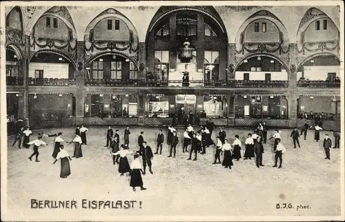 Ak Berlin Schöneberg, Eispalast, Schlittschuhläufer