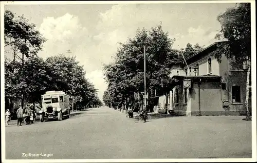 Ak Zeithain in Sachsen, Truppenübungsplatz, Lager, Straßenpartie, Bus