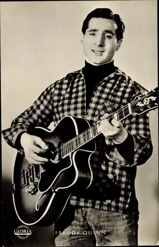 Ak Schauspieler und Sänger Freddy Quinn in Heimatlos, Gloria Film