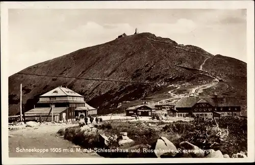 Ak Pec pod Sněžkou Petzer Riesengebirge Region Königsgrätz, Riesenbaude, Schlierhaus, Schneekoppe