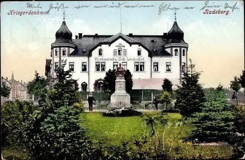 Ak Radeberg in Sachsen, Restaurant Café Lindenhof, Kriegerdenkmal