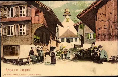 Ak Lungern Kanton Obwalden, Stadtansicht, Passanten