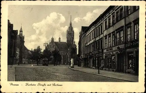 Ak Dessau in Sachsen Anhalt, Zerbster Straße mit Rathaus