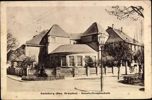 Ak Radeburg in Sachsen, Haushaltungsschule