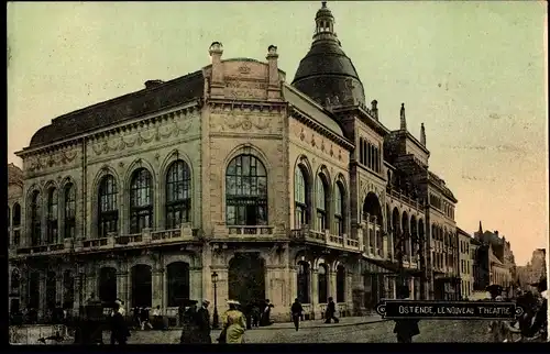 Ak Oostende Ostende Westflandern, Neues Theater, Passanten