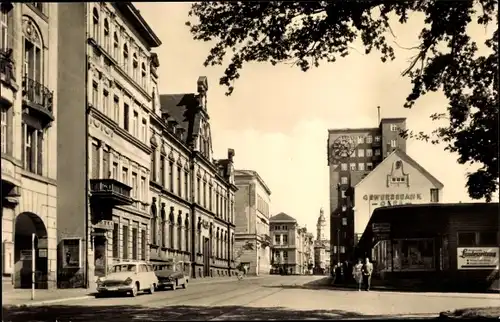 Ak Gera in Thüringen, Postamt, Hochhaus, Straße des 7. Oktober, Sachsenring Trabant