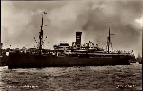 Ak Dampfer Usambara im Hafen, Deutsch Ost Afrika Linie