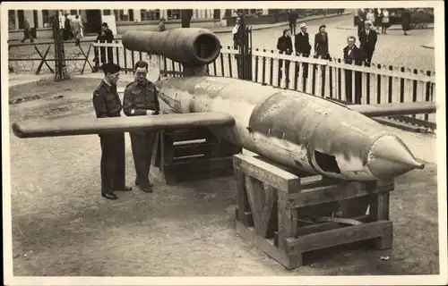 Ak Nordholland Niederlande, Vliegende bom V 1, Soldaten, Fliegerbombe, II WK