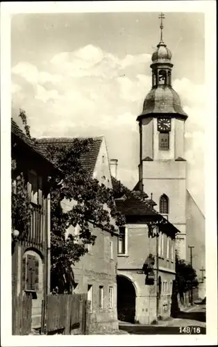 Ak Ostritz in der Oberlausitz, Kirchgasse mit kath. Pfarrkirche