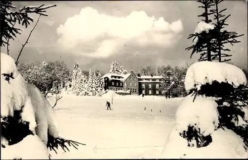 Ak Vesser Suhl in Thüringen, Stutenhaus, Ferienheim Carl Zeiss Stiftung, Berggaststätte, Winter