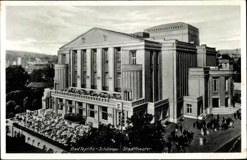 Ak Teplice Teplitz Schönau Reg. Aussig, Blick auf das Stadttheater