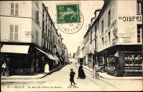 Ak Melun Seine et Marne, La Rue du Palais de Justice