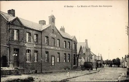 Ak Inchy Nord, La Mairie et l'Ecole des Garcons