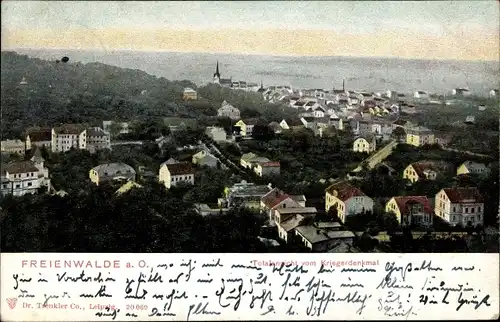 Ak Bad Freienwalde an der Oder, Totalansicht vom Kriegerdenkmal