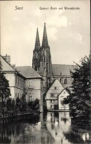 Ak Soest in Westfalen, Großer Teich und Wiesenkirche