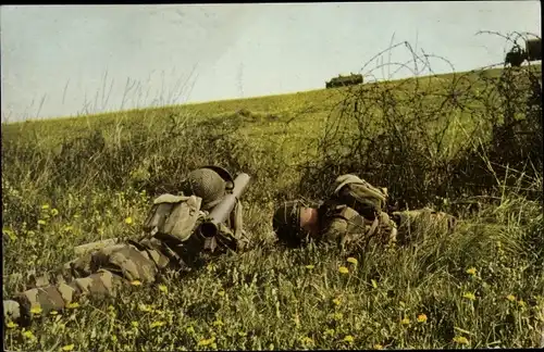 Ak Attaque de vehicules blindes au blindicide, Soldaten