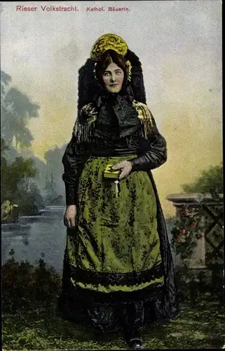 Ak Rieser Volkstracht, Katholische Bäuerin, Frau in schwäbischer Tracht