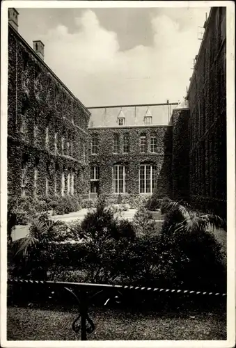 Ak Nijmegen Gelderland, St. Canisius College, Innenhof